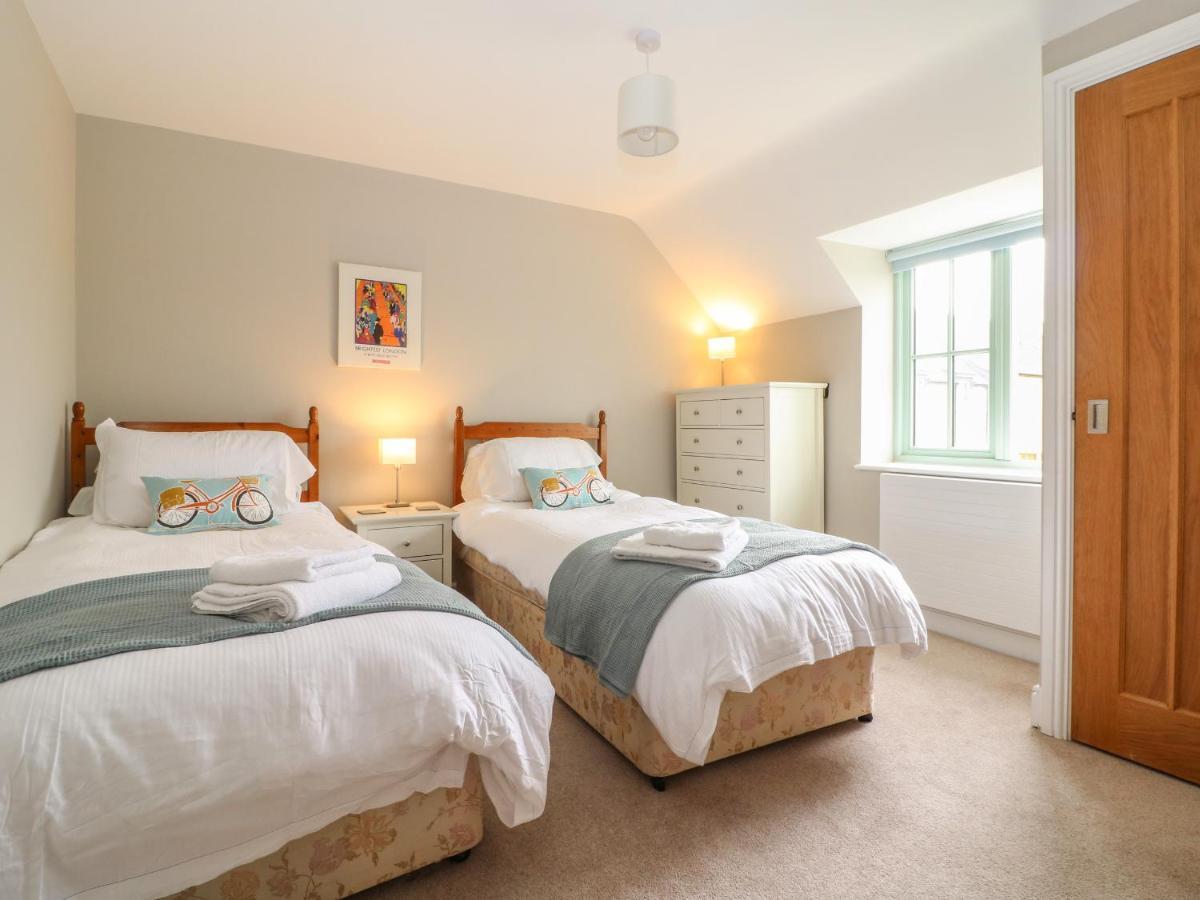 Villa 9 Windrush Heights à Burford Extérieur photo